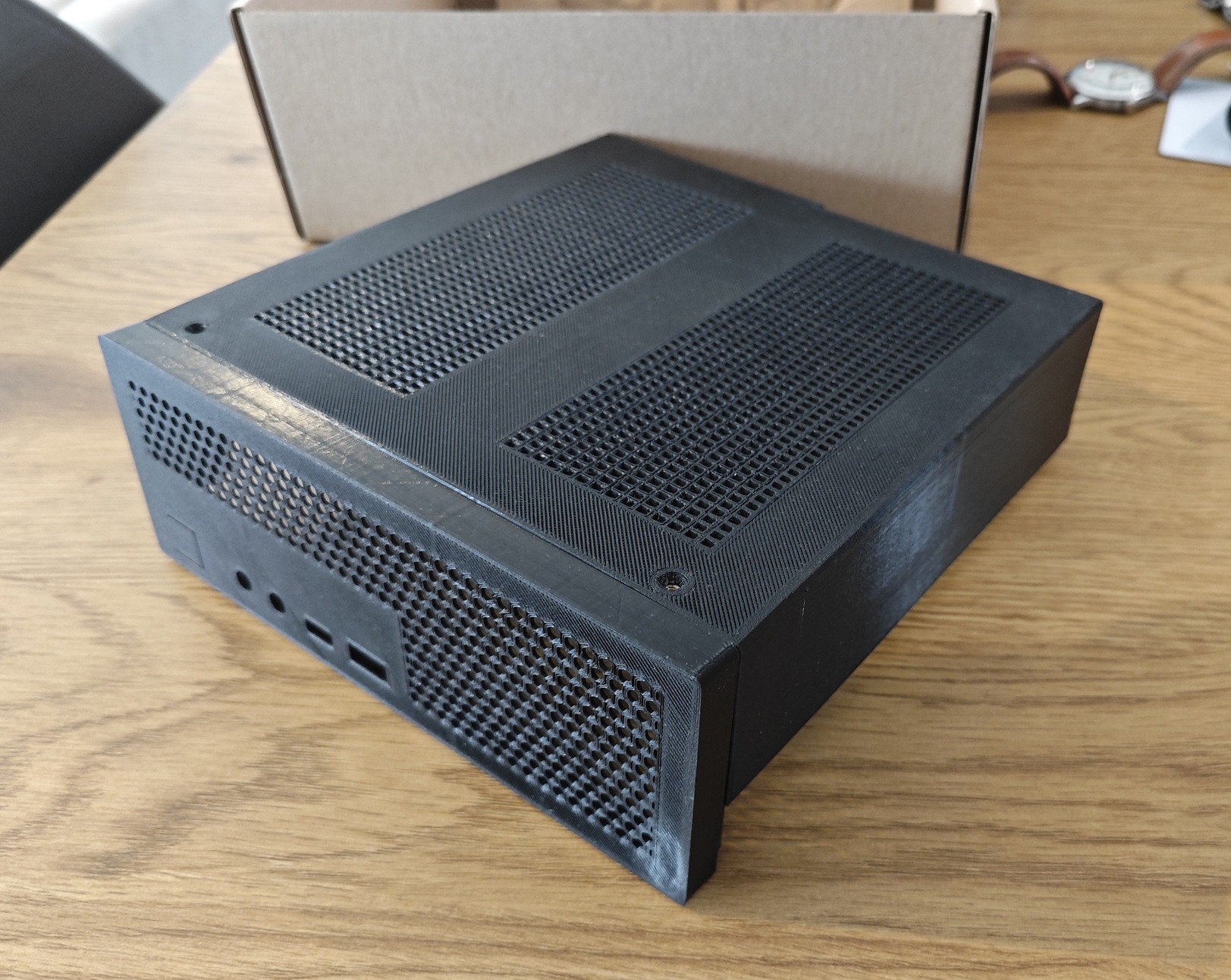 Lenovo M720q, M920q, M920x, P330 3D nyomtatott 2 slotos fedél + előlap ...