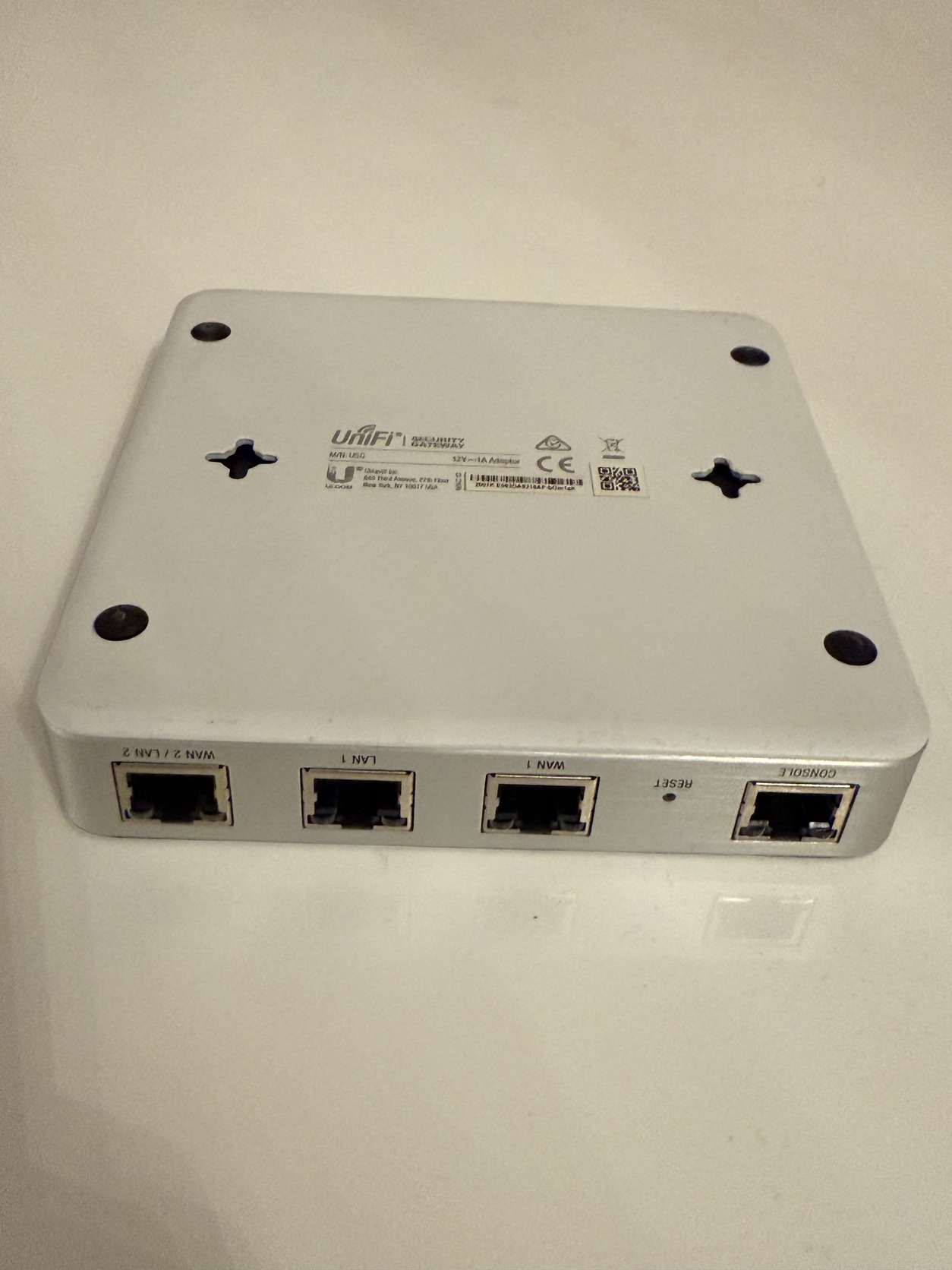 Ubiquiti USG hálózati router - HardverApró