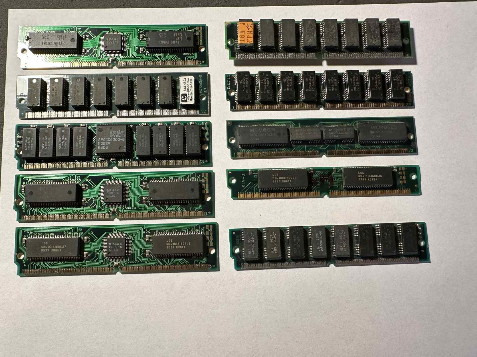 33db PC EDO RAM, 2db PC SD RAM, 1db Notebook DDR RAM - HardverApró