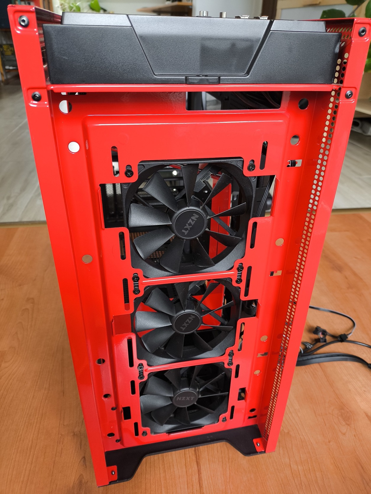 NZXT H710 fekete-piros ház eladó. - HardverApró