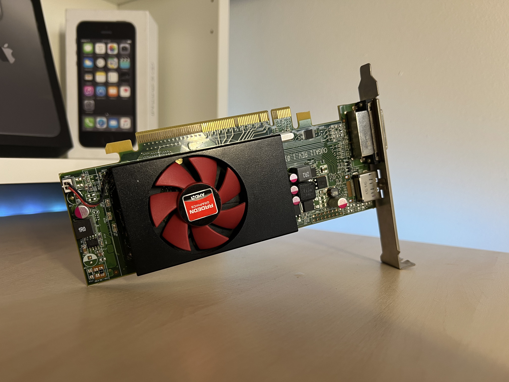 Videókártya, ha nincs integrált: AMD R5 240 - HardverApró