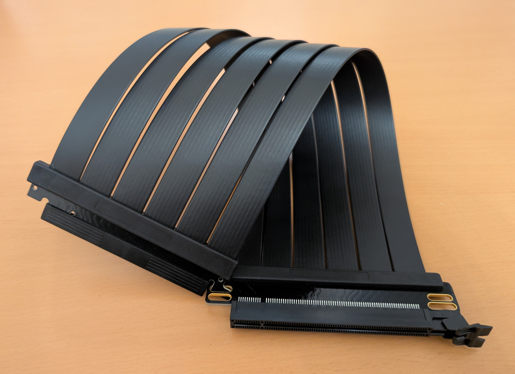 Kolink PCIe Riser Gen5 x16 ~ 30cm (Garancia: 2027) - HardverApró