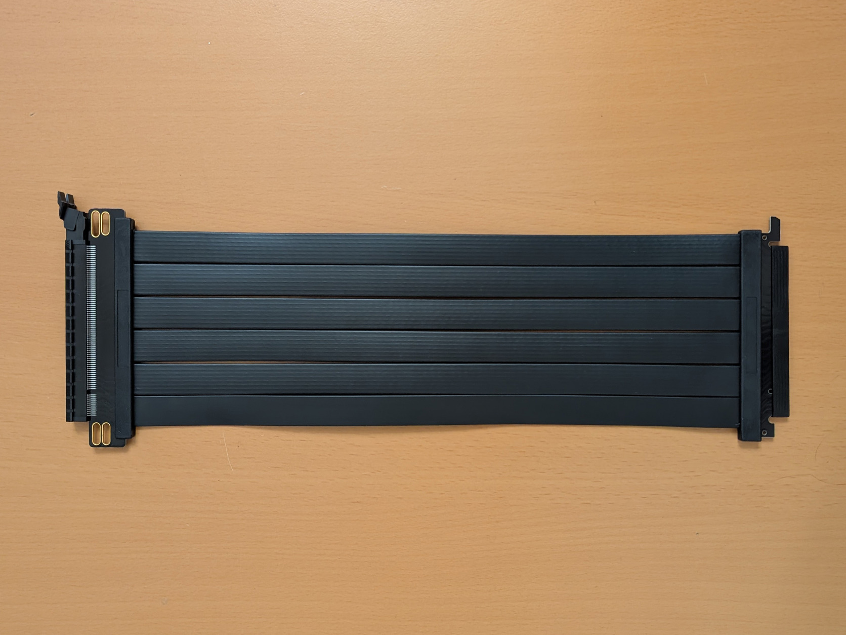 Kolink PCIe Riser Gen5 x16 ~ 30cm (Garancia: 2027) - HardverApró