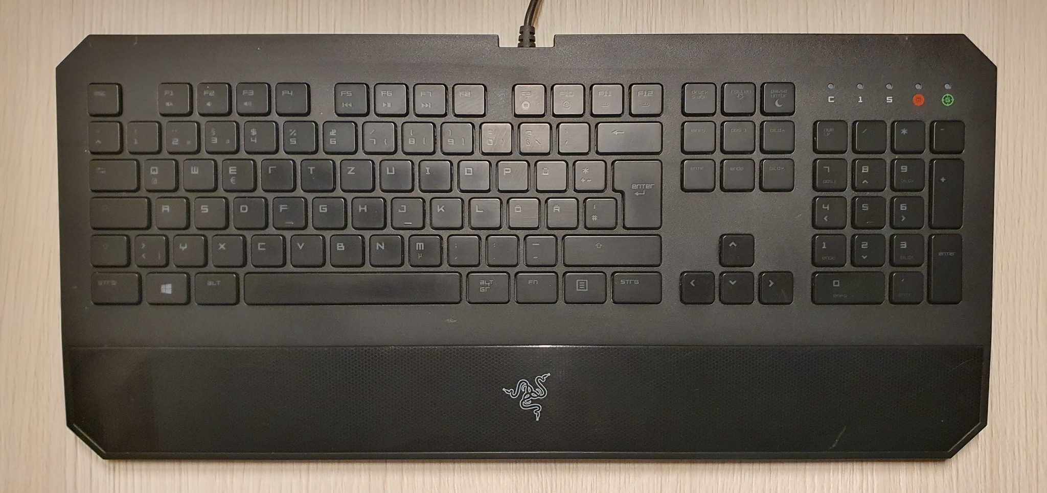 Razer DeathStalker RZ03-0080 világítós gamer billentyűzet - HardverApró