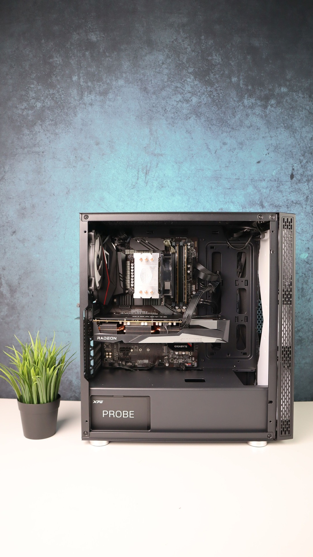 BESZÁMÍTÁS! Gigabyte Z390 i7 9700K 16GB DDR4 512GB SSD RX 7600 8GB