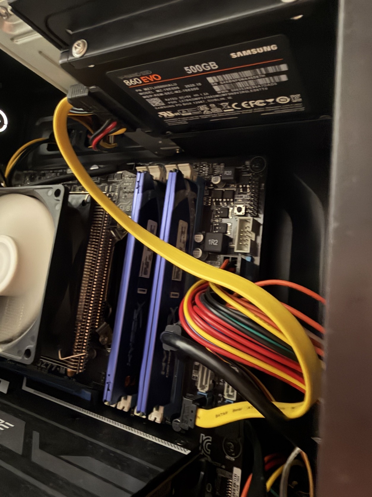 Gamer PC I7 R9 380X 16 GB RAM 500 GB SSD HardverApr Img 1443 
