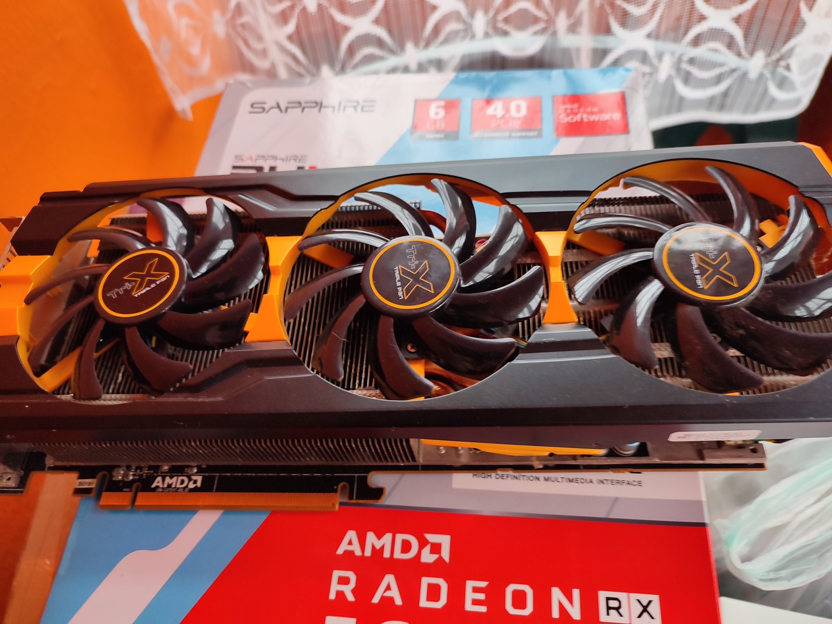 Sapphire Tri-X R9 290 OC 4gb - HardverApró