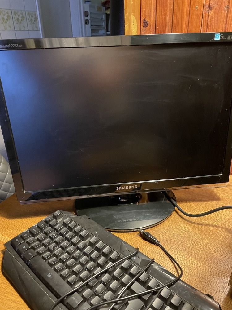 Gamer PC I7 7700K GTX 1060 6GB 1TB NVMe SSD RGB H Z Aj Nd K E8680fef E9fd 4ba4 A292 