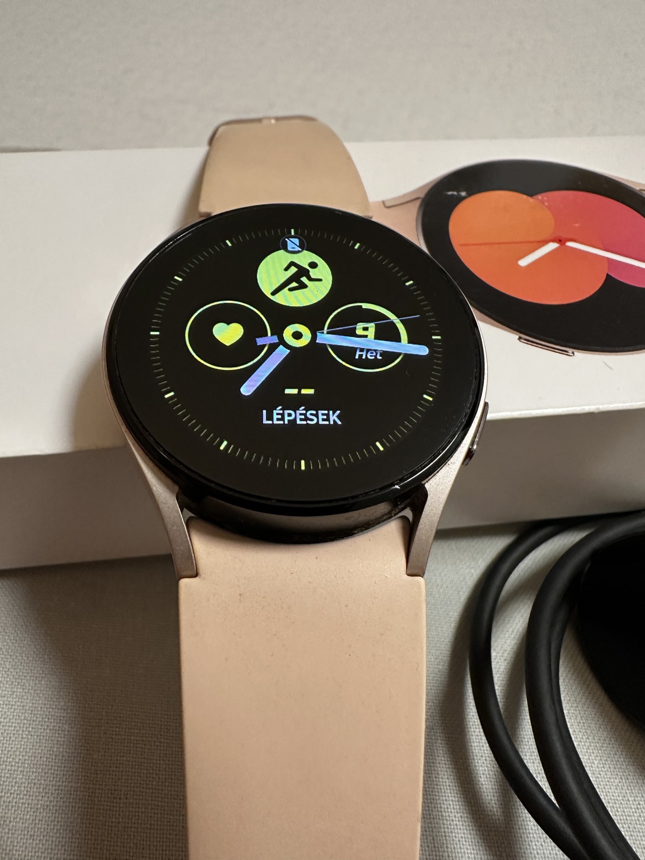 Smartwatch R900 Samsung Galaxy Watch 5 - 44mm Pink gold - SM-R900 - HardverApró
