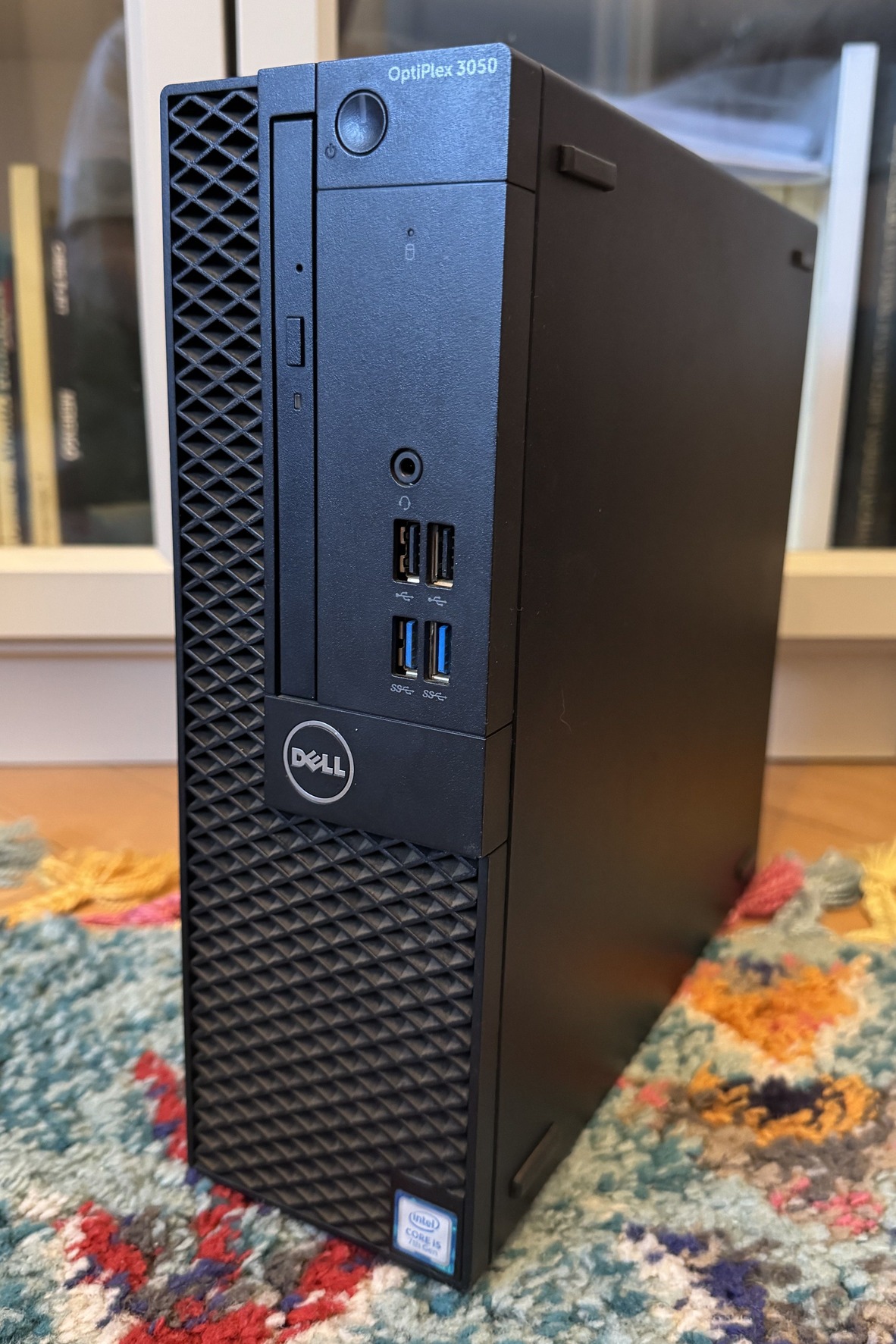Dell Optiplex 3050 SFF / I5-7500 / 8GB RAM / 128GB M.2. NVMe SSD