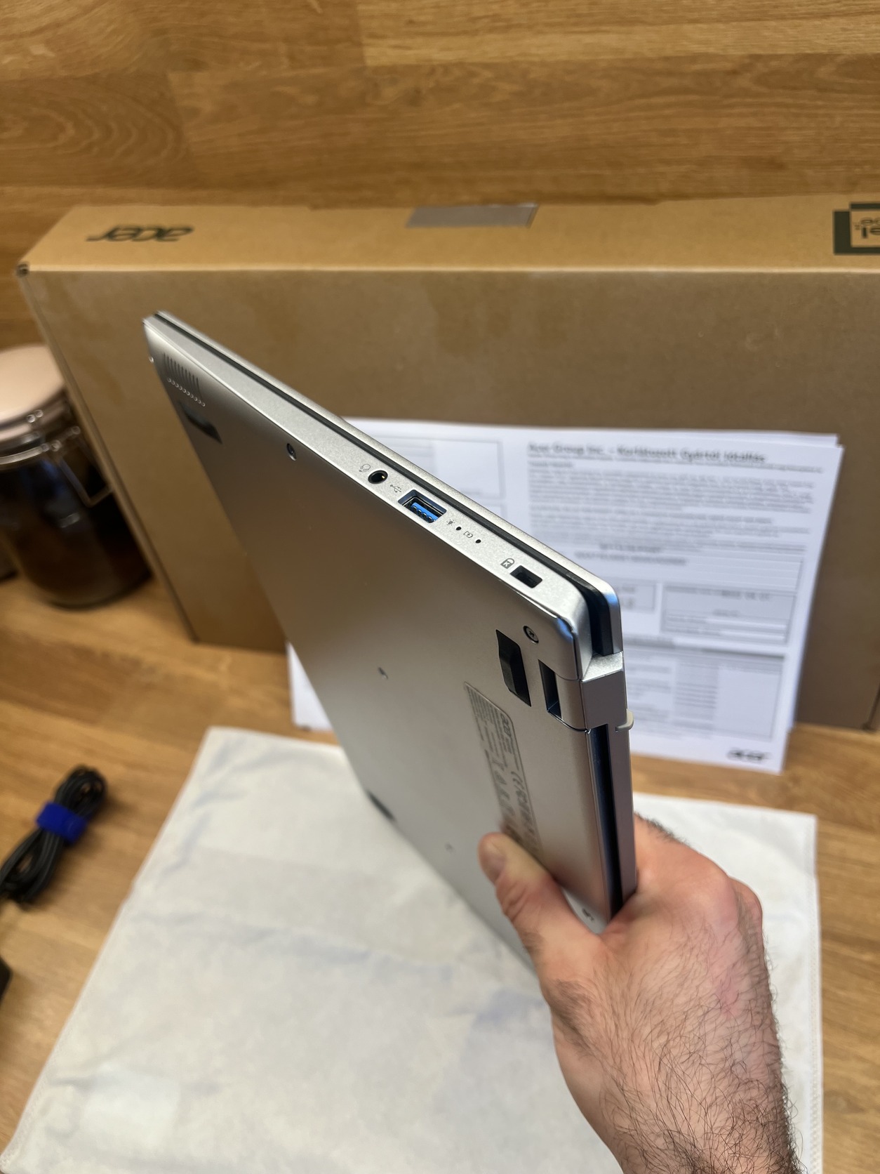PC Portable Acer Swift 1 (SF113-31-P14U) - 13,3" FHD, Intel Pentium, 4Go RAM, 128Go SSD - Doré - Bon état
