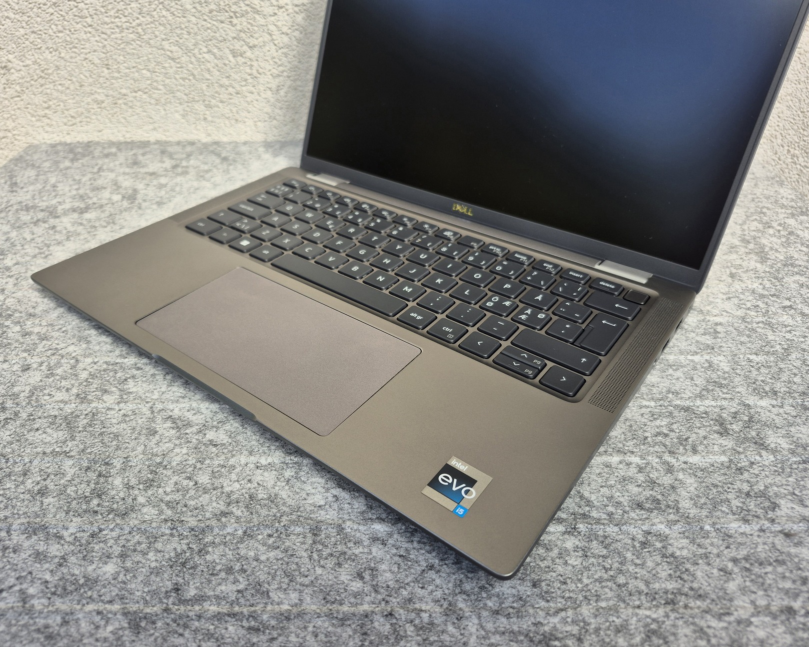 DELL Latitude 5310 13 Core i5 1,7 GHz - SSD 256 Go