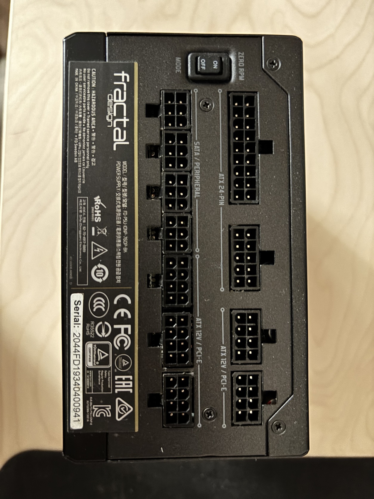 Fractal Design 760W ION+ Platinum 760W - HardverApró