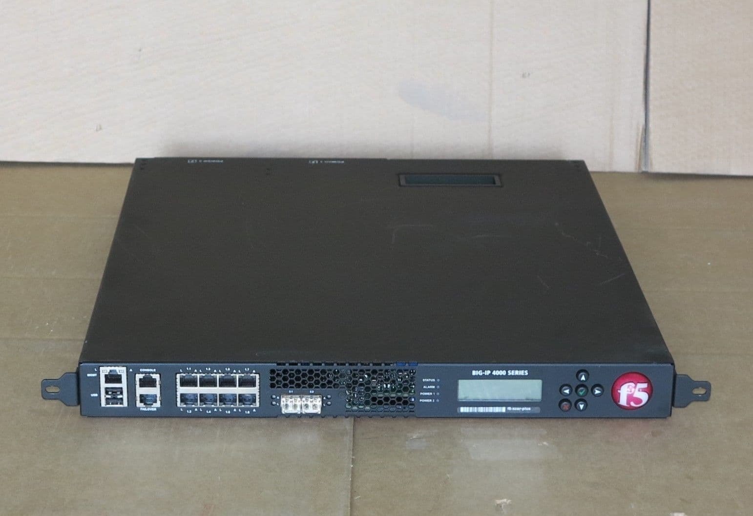 F5 BIG-IP i4000 Series Load Balancer / ADC - Tűzfal - 32Gb DDR4 rammal ...