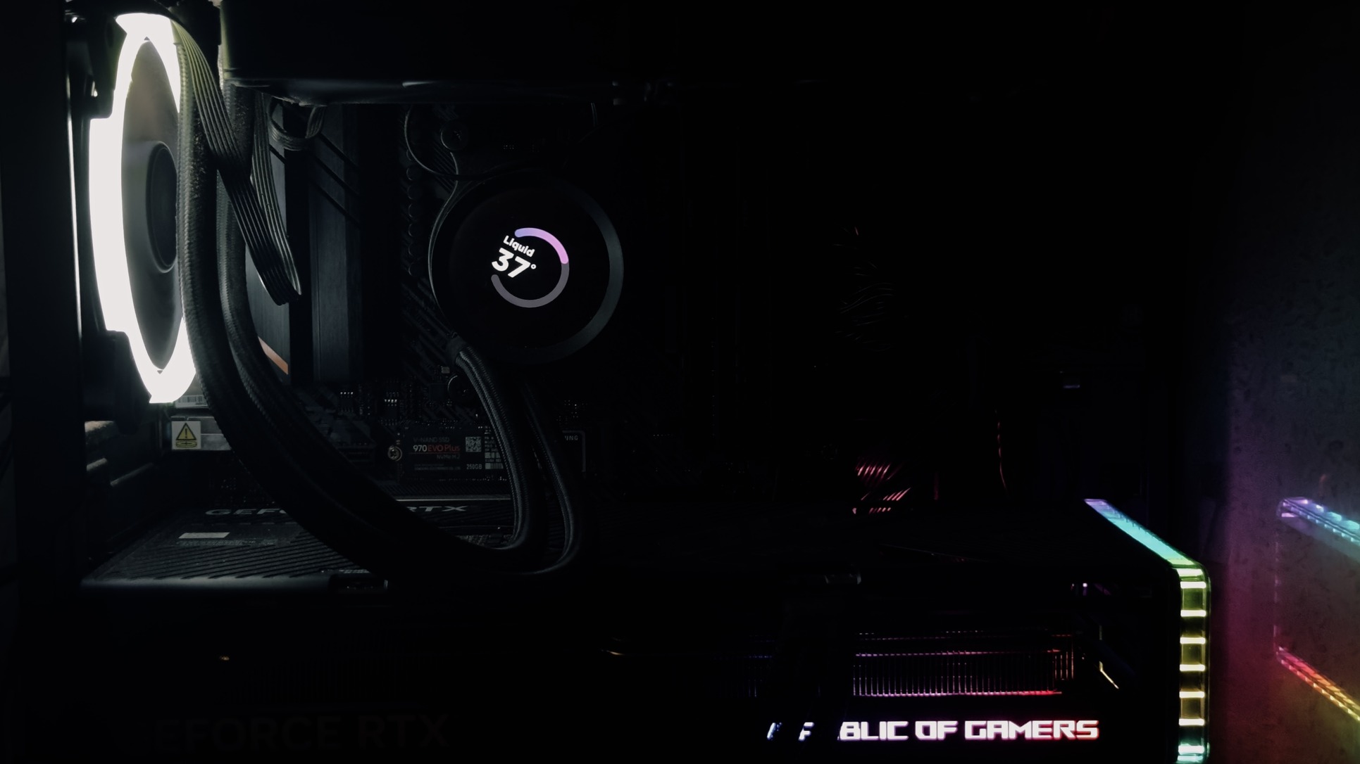 Ryzen 7 5700X /RTX ROG STRIX 4070Ti 12GB / 32GB DDR4 (alkatrészenként ...