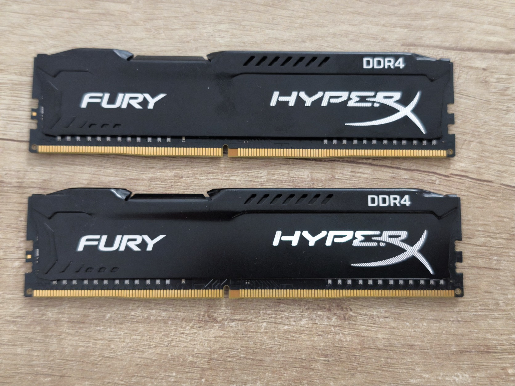 Kingston HyperX FURY 2x8GB DDR4 2666MHz CL16 - 1 év garancia