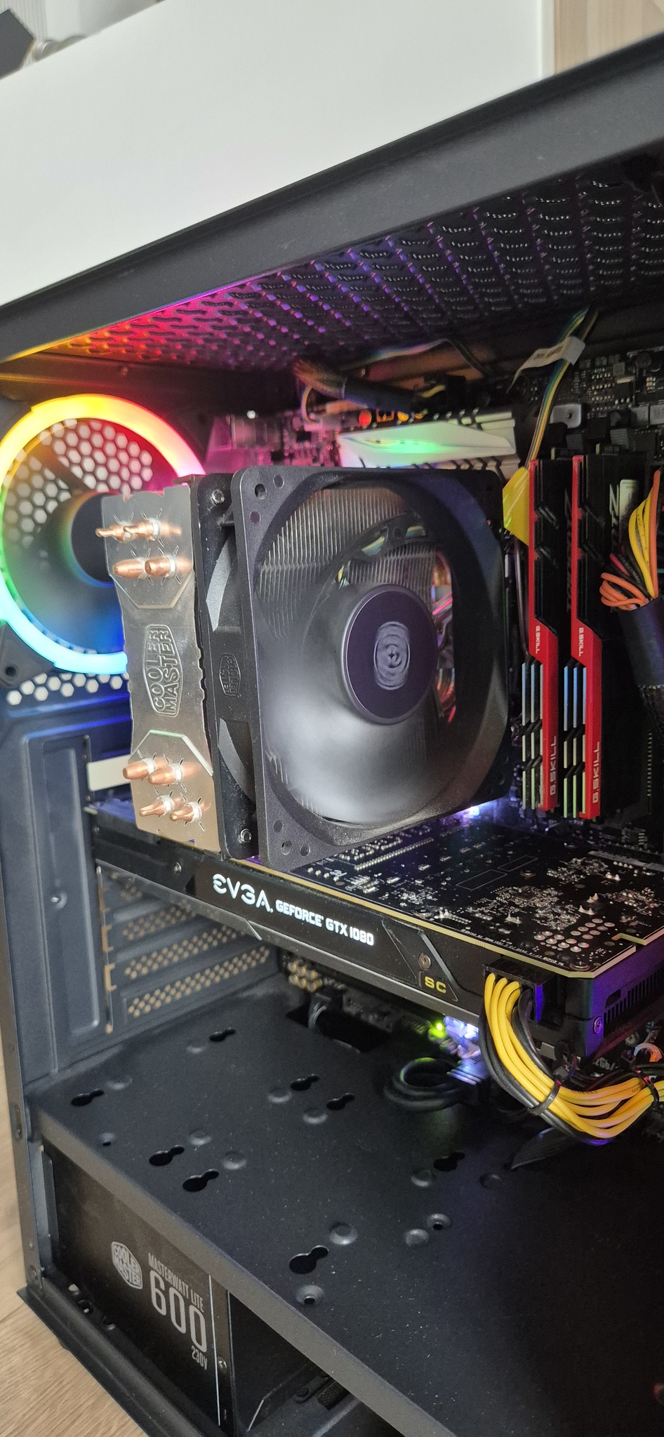 Budget Gamer PC! I7-6800K/ GTX1080/32GB RAM - HardverApró