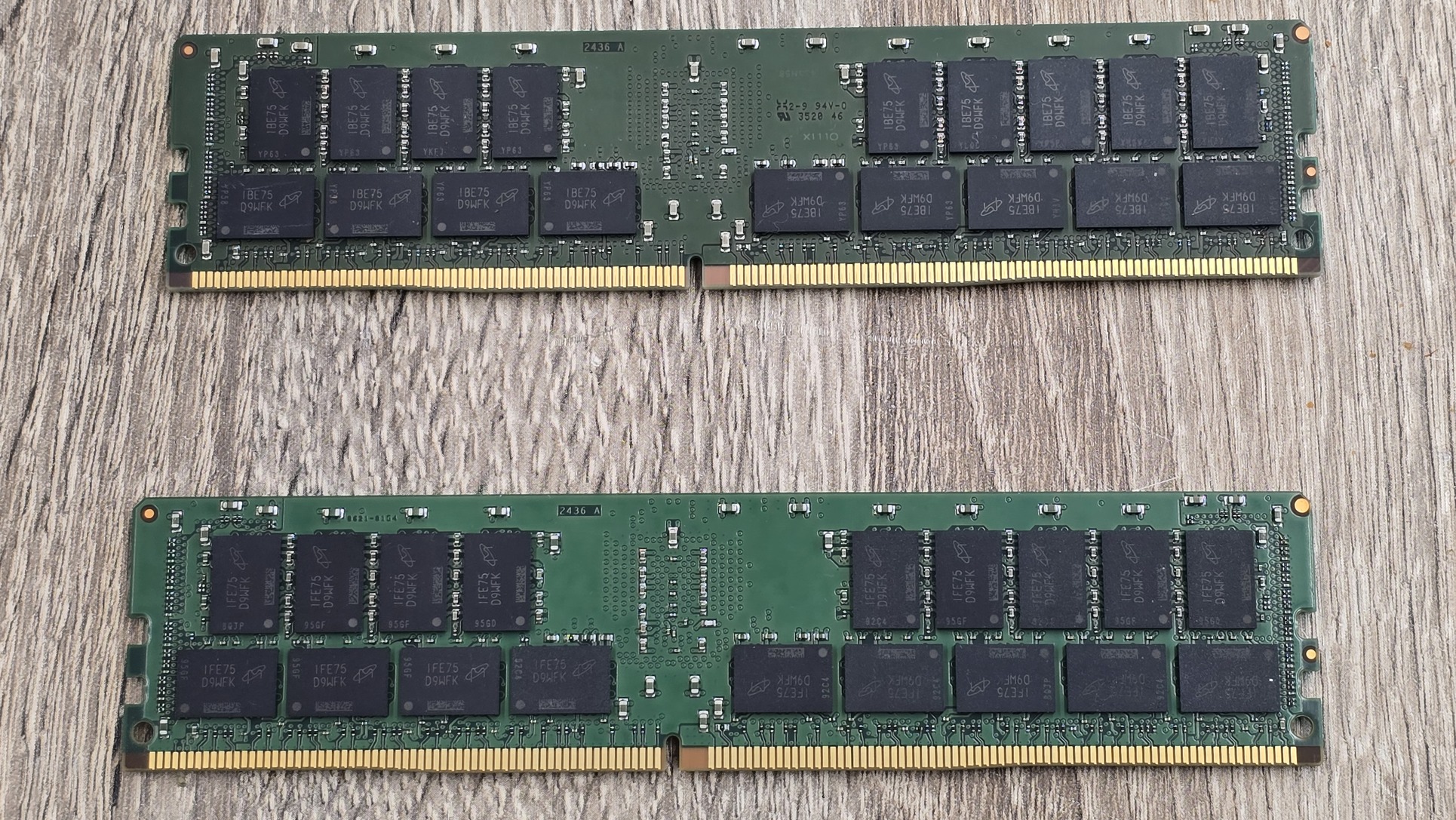 Mircron Ram Micron 64GB (2x32GB) 2933 MHz RDIMM DDR4 RAM-kit - HardverApró