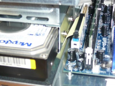 HDD rögzítés és kábel