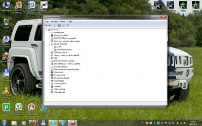 Hali! Most vettem egy Hp pavilon dv5 1080eh laptopot. Egy két dolog nem működik rajta és nem ismeri fel a windows 7(64bit), pl webcam meg a többi. Tudna vki segíteni nekem? Előre is köszi! :R