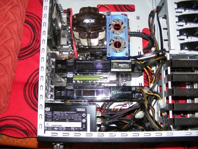 9800GX2 Quad-SLI