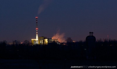 Társam már említett éjjeli képe.