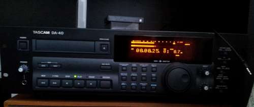 TASCAM DA-40