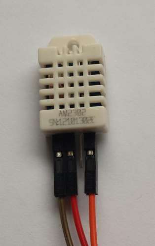 DHT22, vagy tokozva AM2302