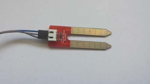 az érzékelő előlről