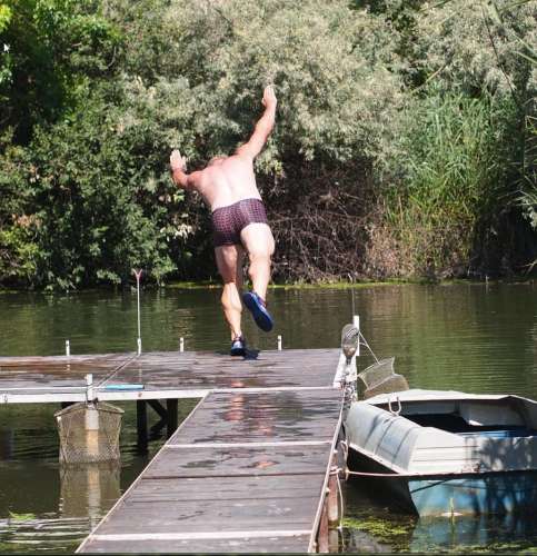 [L:/dl/upc/2013-08/22/43201_gpuuyv5gfskiqjuf_snap8.jpg](IMG:/dl/upc/2013-08/22/43201_gpuuyv5gfskiqjuf_snap8.thumb.jpg)(/IMG)[/L]