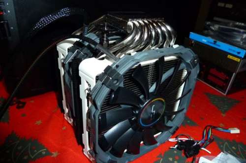 [L:/dl/upc/2014-09/07/106321_hmu0fsdwnzldfq2z_cryorig_r1_universal.jpg](IMG:/dl/upc/2014-09/07/106321_hmu0fsdwnzldfq2z_cryorig_r1_universal.thumb.jpg)(/IMG)[/L]