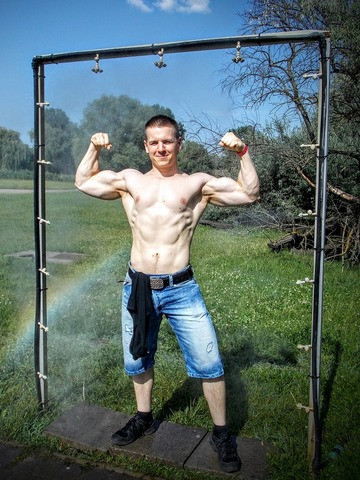 [L:/dl/upc/2016-07/19/495779_av20y6aah4p2mi4e_dscn4196.jpg][kép][/L]