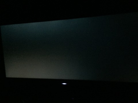 Fénykép kissé jobb oldalról.