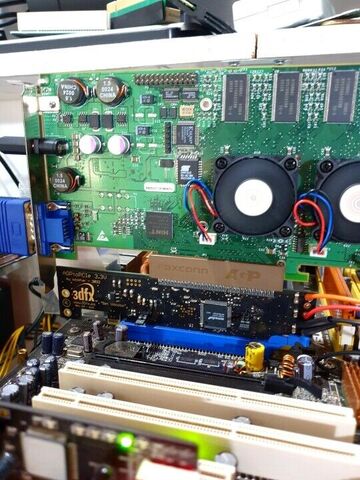 [L:/dl/upc/2022-04/25/16551_nxgcxbeme1zulhlb_1agp.jpg]Kép[/L]