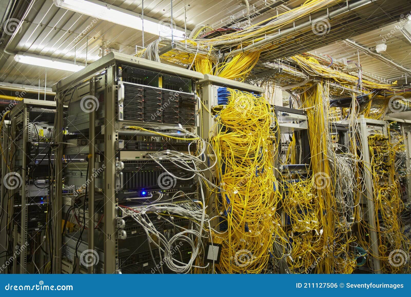 Networking Lab Mess Fogadj örökbe egy szervert, avagy hogyan építsünk otthoni labot I. (az ...